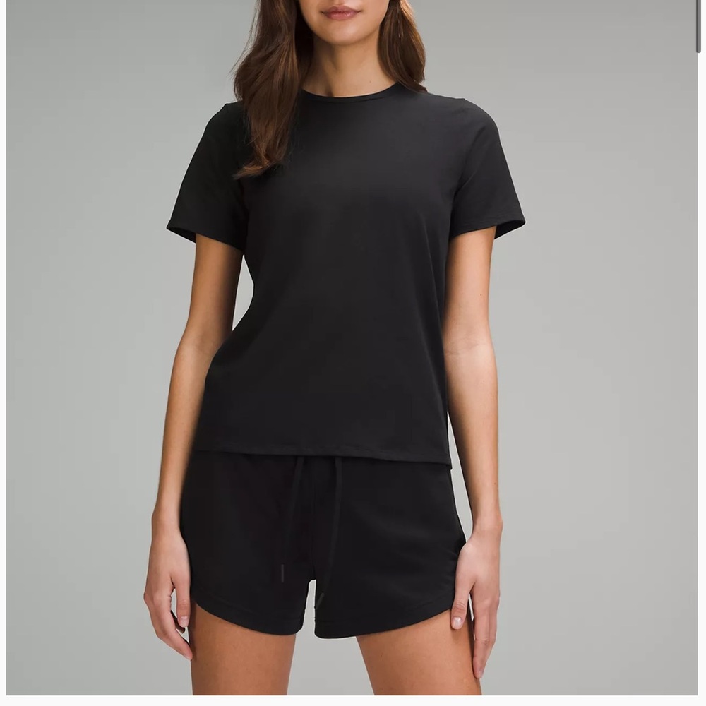 Lululemon black cotton shirt